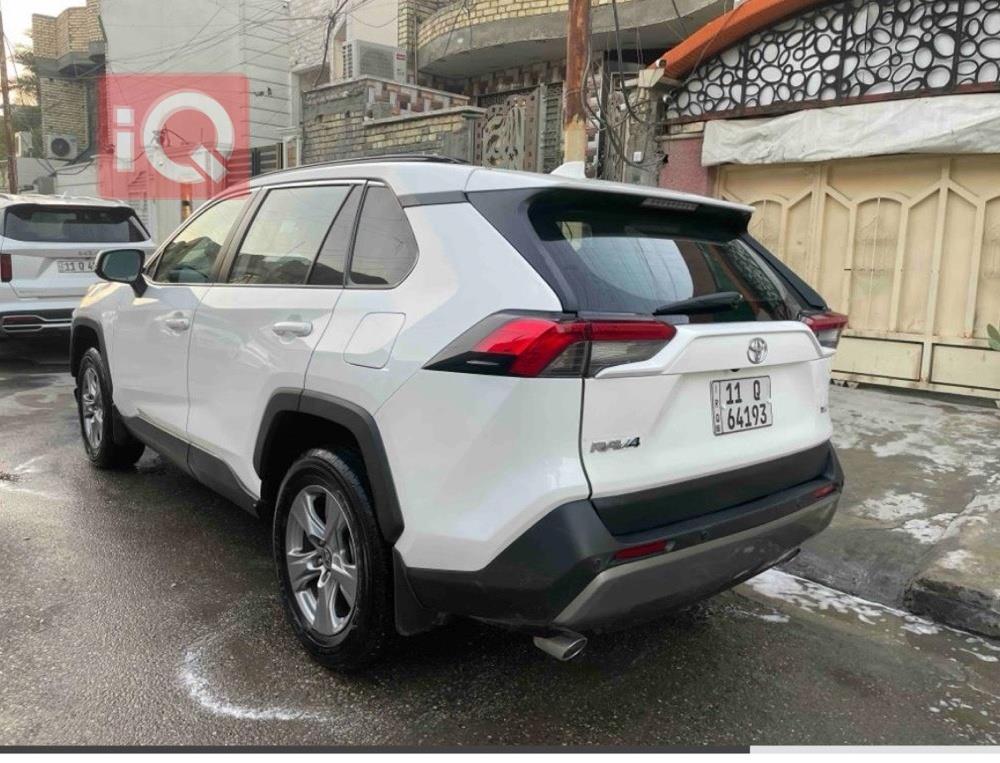 تويوتا راف 4